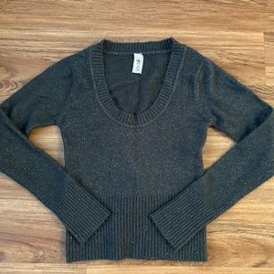 Women's Scoop Neck Medium Knit Pullover Sweaters Long Sleeve Slim Fit Solid